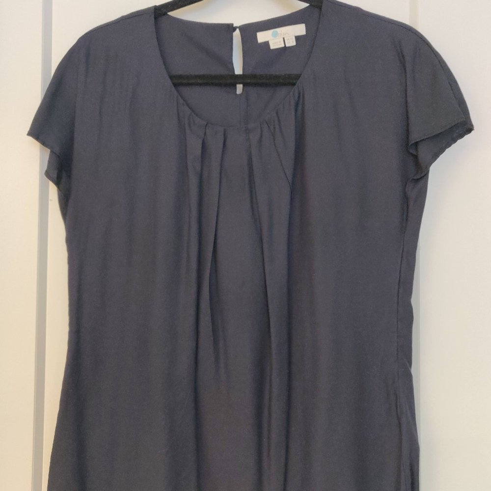 Boden scoop neck navy blue viscose/silk blouse with cap sleeves
